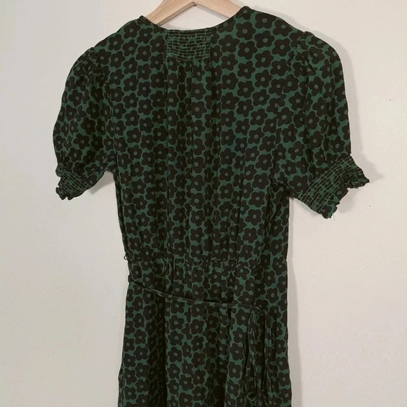 URBAN OUTFITTER | GREEN ANNA  CREPE WRAP MINI DRESS - Picture 12 of 15